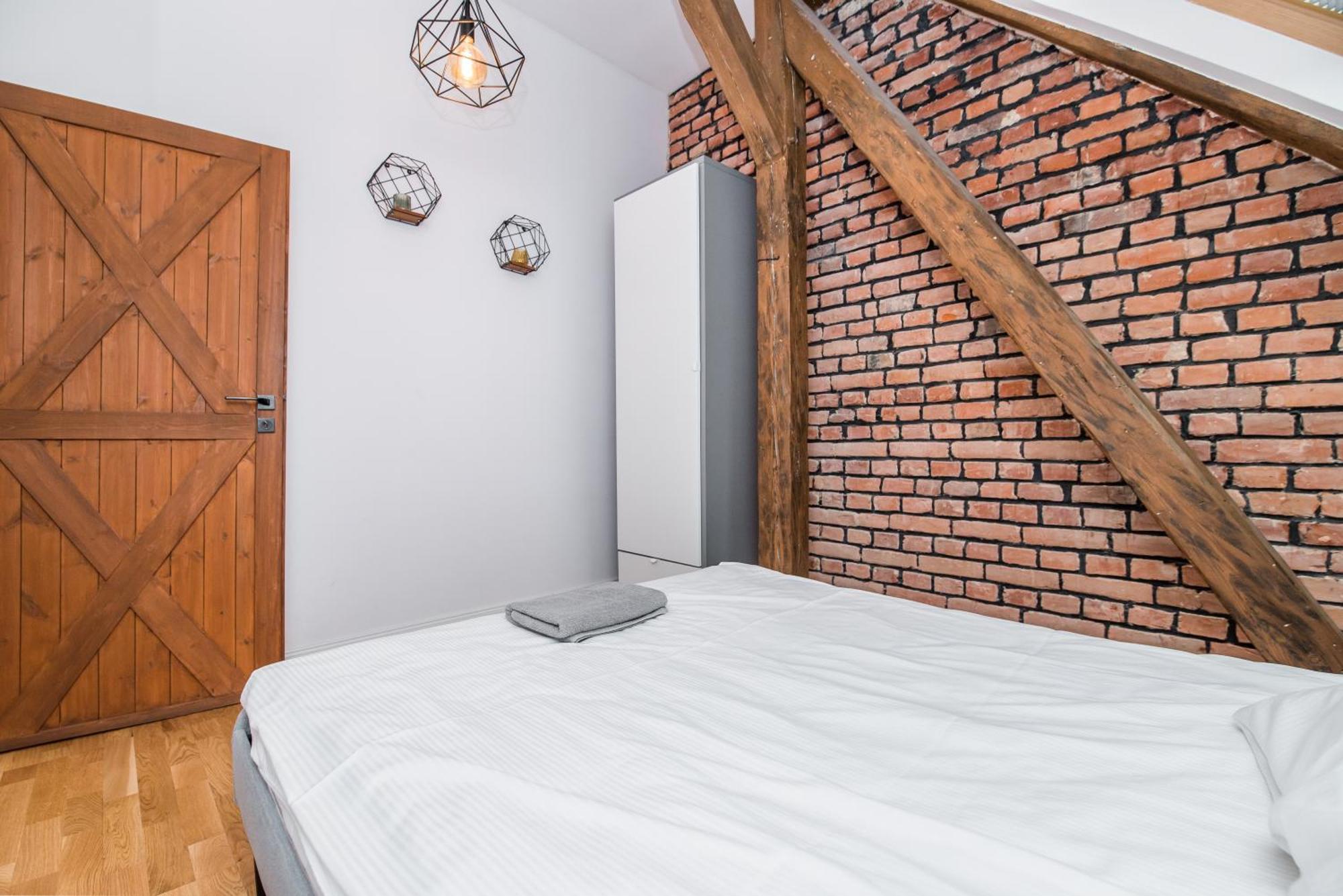 Uroczy Apartament グリヴィツェ エクステリア 写真