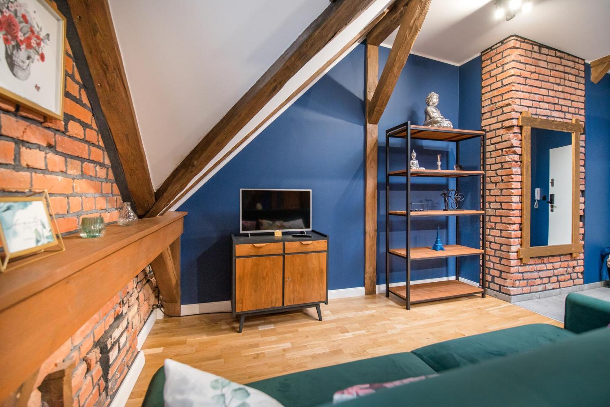 Uroczy Apartament グリヴィツェ エクステリア 写真